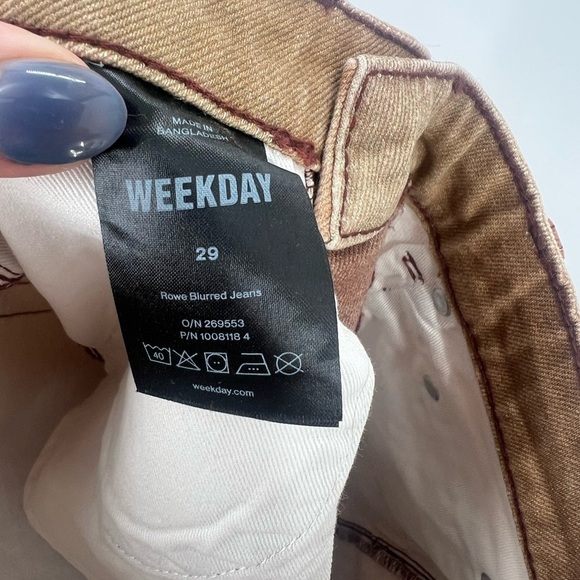 Weekday Rowe Blurred High Waisted Straight Leg Abstract Jeans - Picture 7 of 8